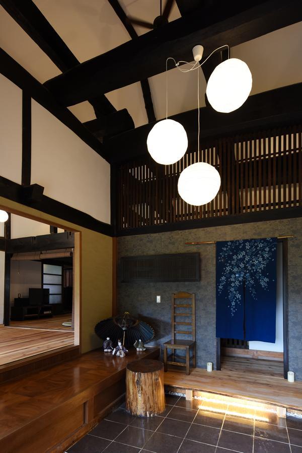 さいの郷「椛」 Casa de hóspedes Kagamino Exterior foto